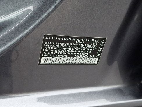 Used 2021 Volkswagen Jetta SE w/ SE Cold Weather Package image 28