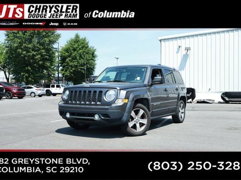 Used 2017 Jeep Patriot High Altitude FWD image 1