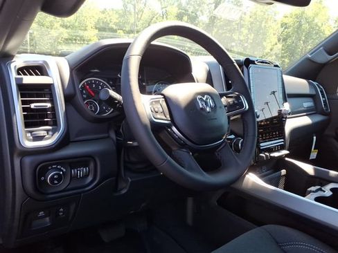 New 2026 RAM 1500 Big Horn AWD/4WD image 14