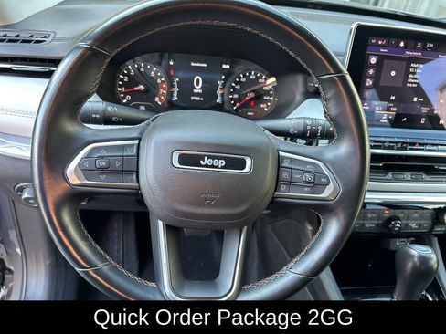 Certified 2022 Jeep Compass Limited image 15