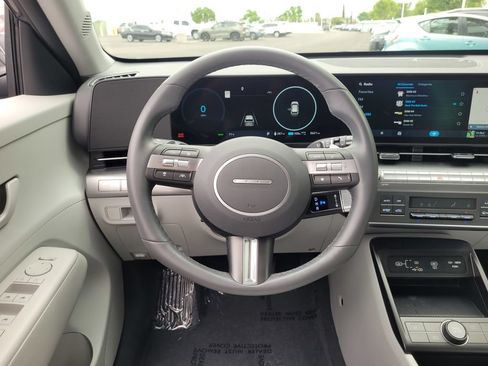 Used 2024 Hyundai Kona SEL FWD image 17