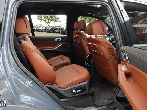 Used 2024 BMW X7 xDrive40i w/ Executive Package AWD/4WD image 31