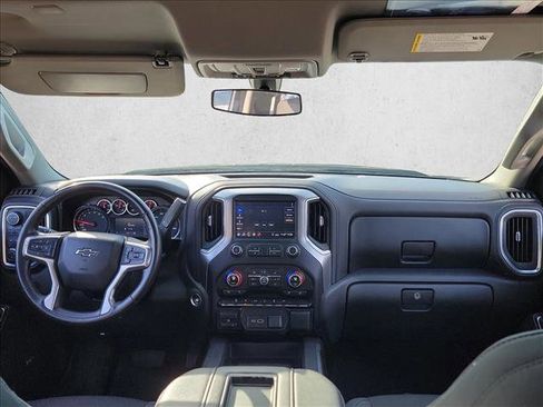 Used 2020 Chevrolet Silverado 1500 LT Trail Boss image 17