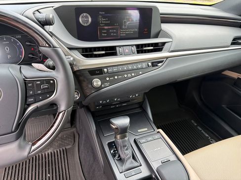 Used 2021 Lexus ES 350 w/ Premium Package FWD image 28