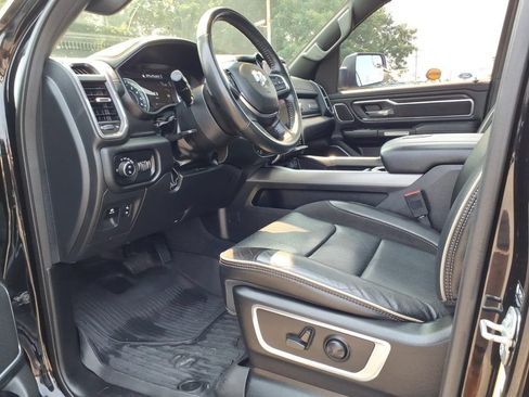 Used 2023 RAM 1500 Laramie AWD/4WD image 12