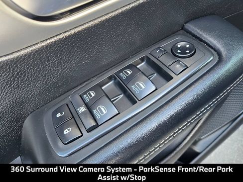 Used 2019 Chrysler Pacifica Touring-L Plus w/ Advanced Safetytec Group FWD image 25