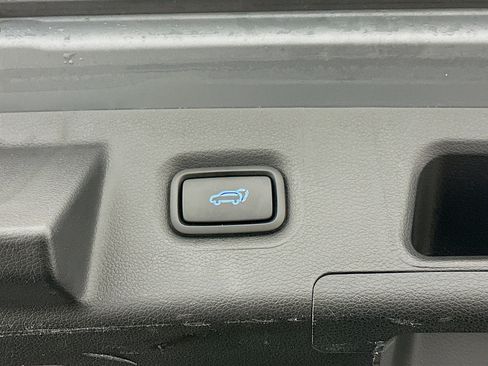 Used 2023 Hyundai Santa Fe SEL Convenience image 31