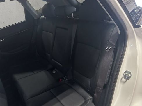 Used 2025 Kia Seltos EX AWD/4WD image 7