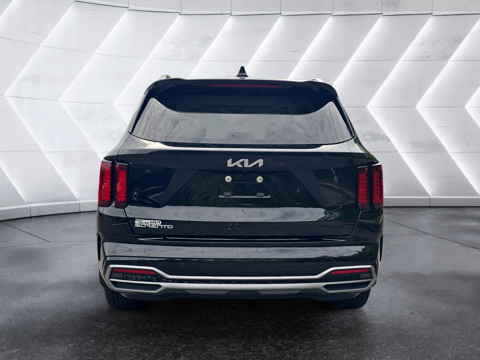 Used 2023 Kia Sorento S w/ Panoramic Sunroof Package FWD image 4