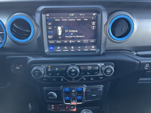 Used 2021 Jeep Wrangler Unlimited Rubicon 4xe w/ Cold Weather Group image 17