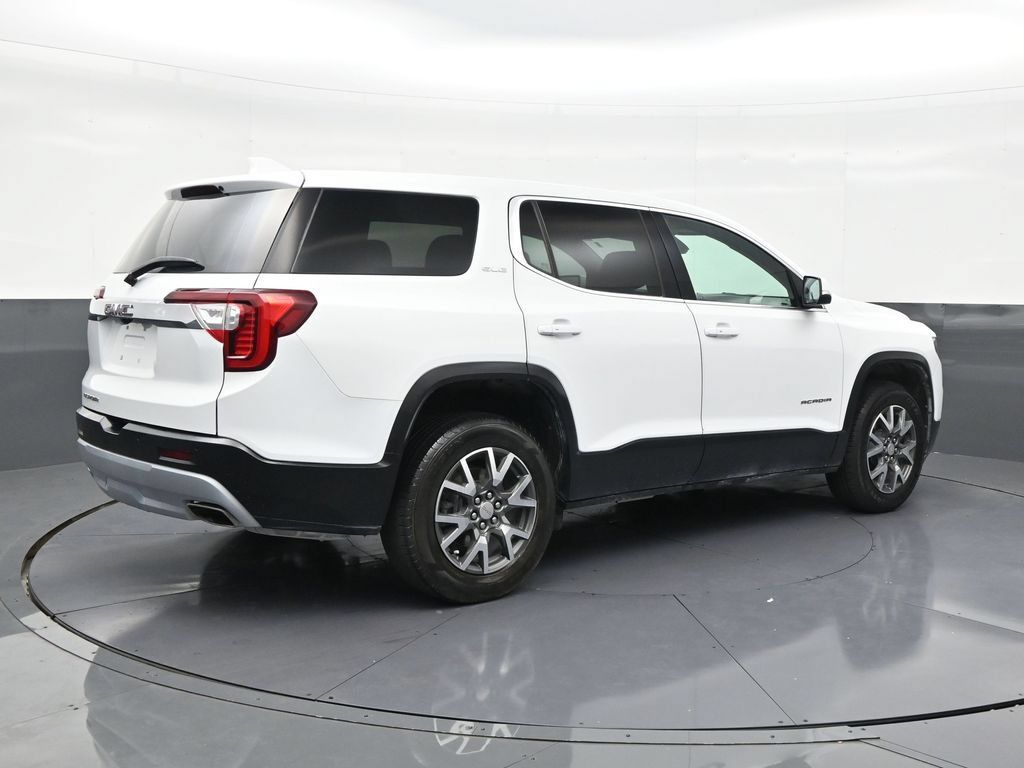 Used 2023 GMC Acadia SLE FWD image 5
