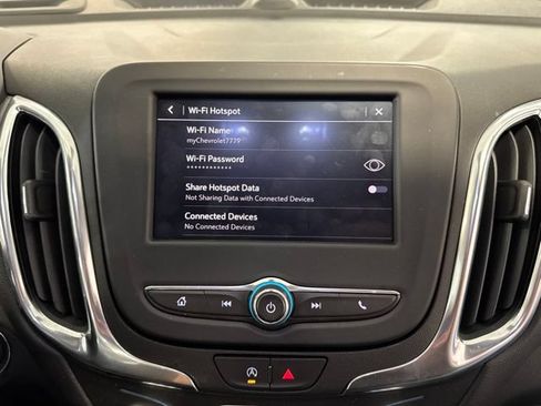 Used 2022 Chevrolet Equinox LT FWD image 18