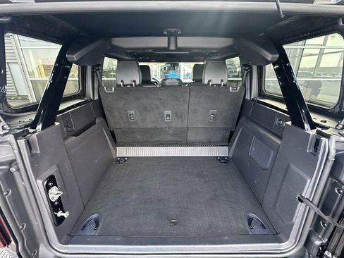 Used 2022 Ford Bronco Badlands image 16