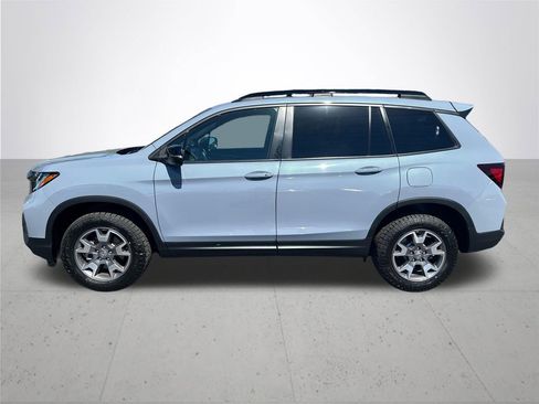 Used 2023 Honda Passport TrailSport image 10