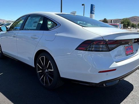 New 2026 Honda Accord Touring image 5