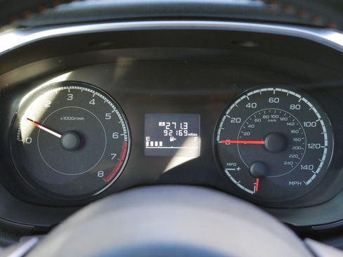 Used 2020 Subaru Crosstrek 2.0i Premium w/ Popular Package #3 image 7