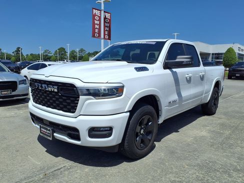 Used 2025 RAM 1500 Lone Star AWD/4WD image 3