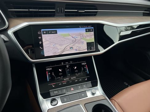 Used 2025 Audi A6 2.0T Premium w/ Convenience Plus Package image 21