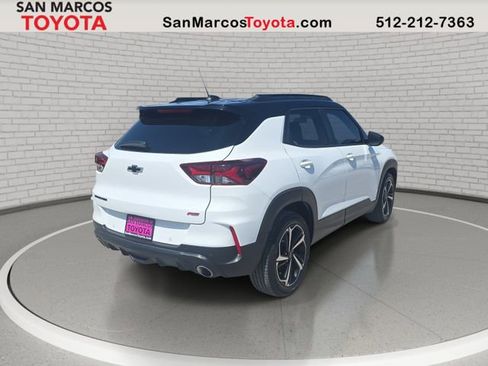 Used 2021 Chevrolet TrailBlazer RS w/ Sun and Liftgate Package image 5