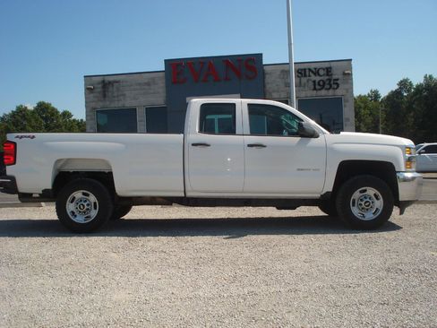 Used 2015 Chevrolet Silverado 2500 W/T AWD/4WD image 1
