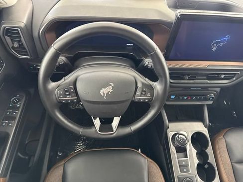 Used 2025 Ford Bronco Sport Outer Banks w/ Outer Banks Tech Package+ AWD/4WD image 29