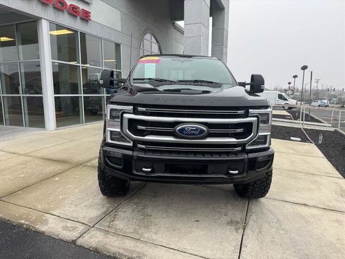 Used 2022 Ford F250 Platinum w/ FX4 Off-Road Package image 9