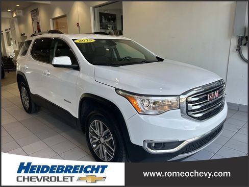 Used 2019 GMC Acadia SLE w/ Driver Alert Package I FWD image 1