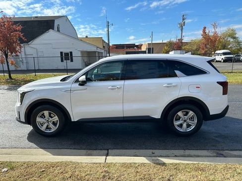New 2026 Kia Sorento LX image 28