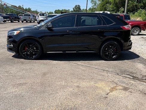 Used 2019 Ford Edge ST w/ Equipment Group 401A AWD/4WD image 4