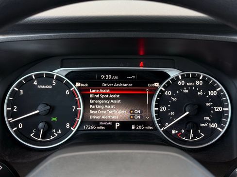 Used 2025 Nissan Rogue S FWD image 32