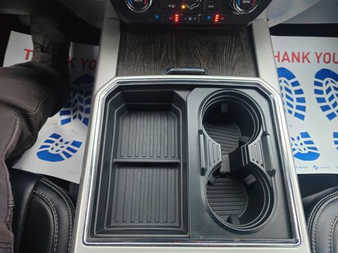 Used 2021 Ford F250 Lariat image 18