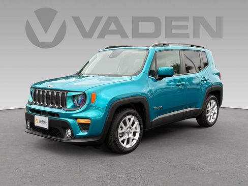 Used 2021 Jeep Renegade Latitude w/ Sun & Sound Group image 25