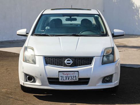 Used 2012 Nissan Sentra 2.0 SR w/ Special Edition Pkg FWD image 2