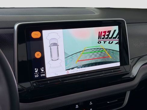 New 2026 Volkswagen Atlas Peak Edition AWD/4WD image 16