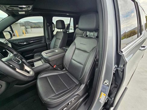 Used 2024 GMC Yukon Denali w/ Denali Reserve Package AWD/4WD image 24