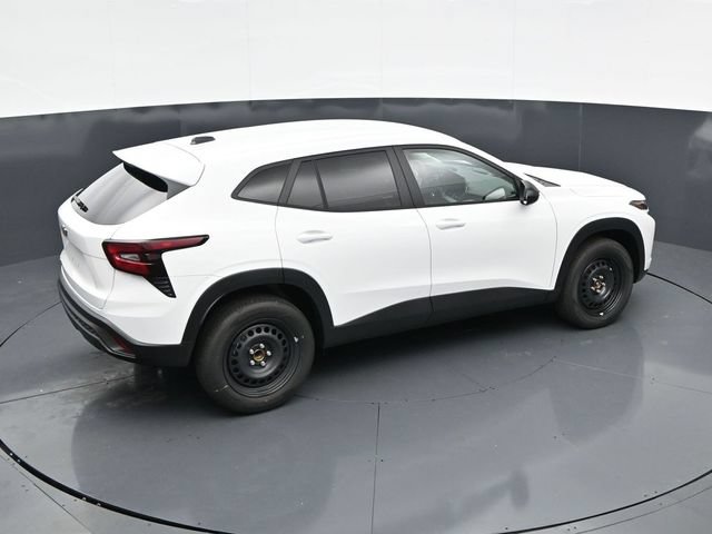 New 2026 Chevrolet Trax LS FWD image 32