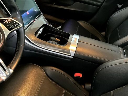 Used 2023 Mercedes-Benz C 300 4MATIC Sedan image 17