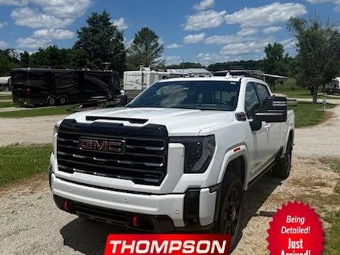 Used 2025 GMC Sierra 2500 AT4 w/ AT4 Premium Plus Package AWD/4WD image 1