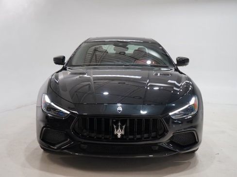 Used 2022 Maserati Ghibli Trofeo image 2