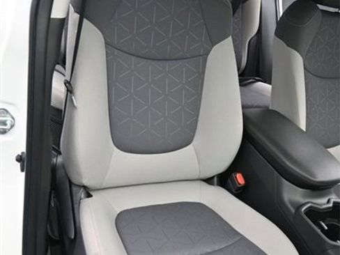 Used 2023 Toyota RAV4 XLE image 17