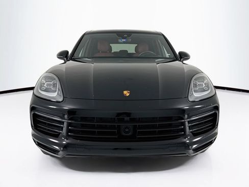 Certified 2023 Porsche Cayenne AWD/4WD image 10