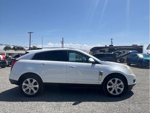 Used 2016 Cadillac SRX Performance w/ Driver Awareness Package FWD image 4