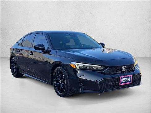Used 2025 Honda Civic Sport image 3