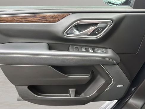 Used 2021 Chevrolet Tahoe Premier image 17