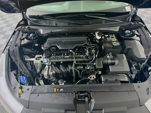 Used 2025 Kia K4 FWD image 32