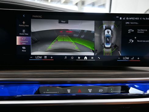 Used 2025 BMW 740i xDrive image 20