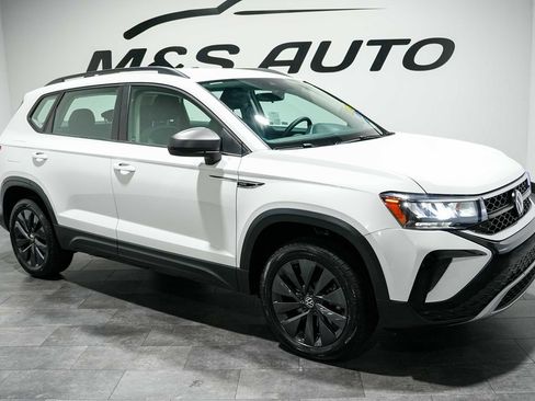 Used 2024 Volkswagen Taos S FWD image 6
