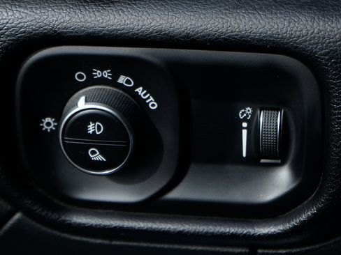 Used 2022 RAM 2500 Big Horn w/ Night Edition image 20