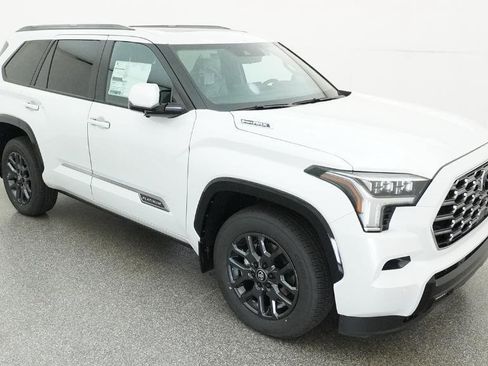 New 2026 Toyota Sequoia Platinum image 9