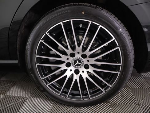 Certified 2025 Mercedes-Benz C 300 Sedan image 32